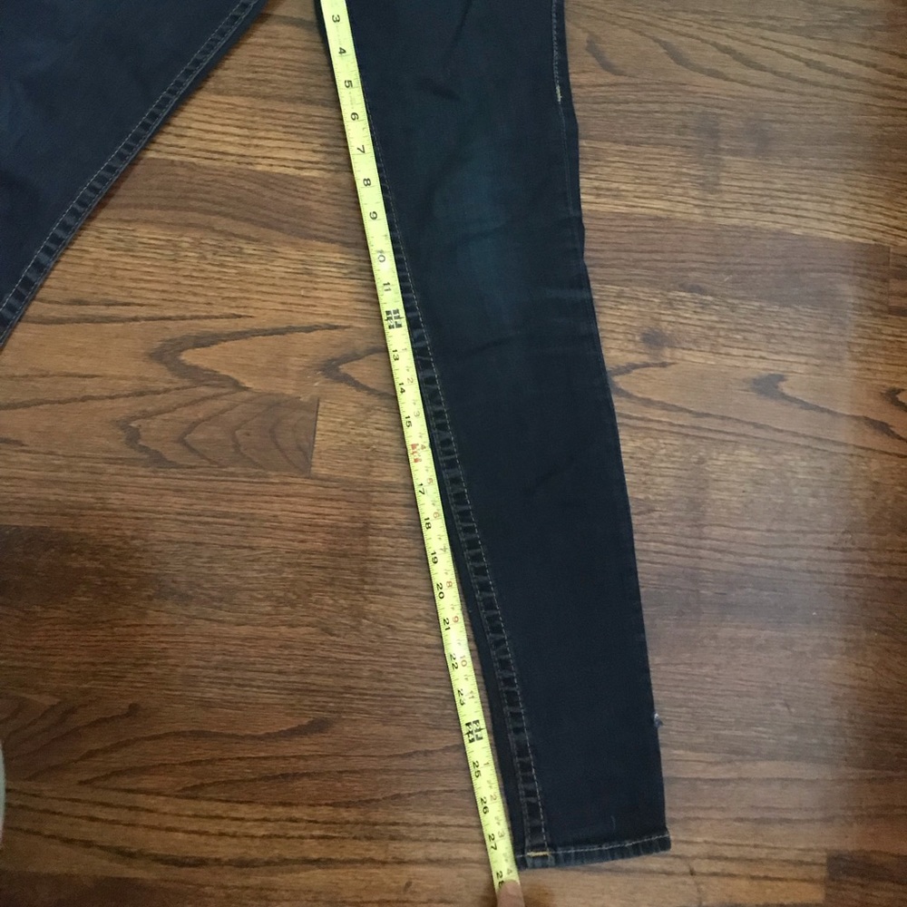 True religion skinny jeans in dark blue - Picture 5 of 5
